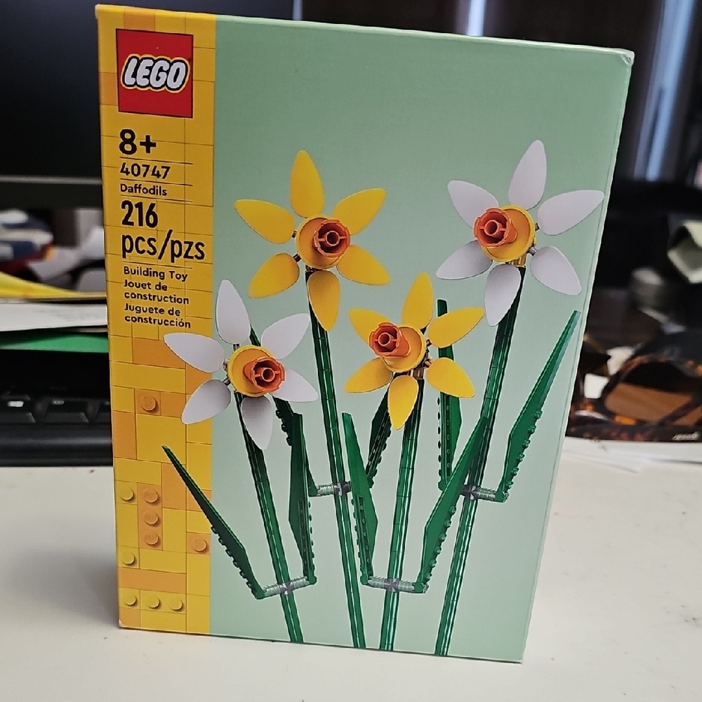 LEGO Daffodils Building Set